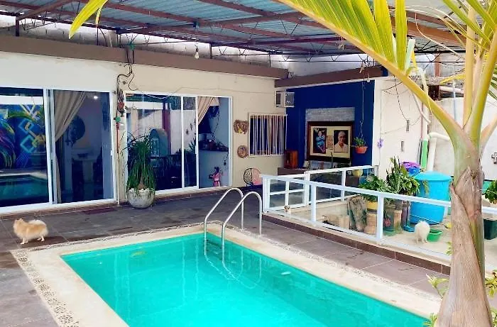 Casa León Real Pensión Zihuatanejo